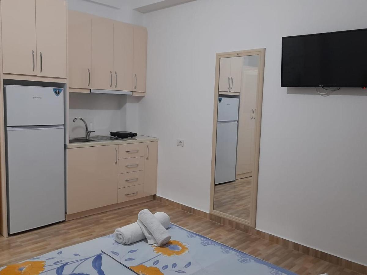 Guesthouse Xhimi Ksamil Kültér fotó