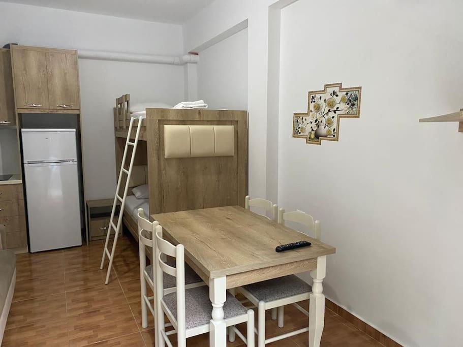 Guesthouse Xhimi Ksamil Kültér fotó