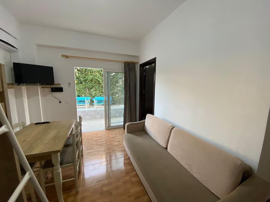 Guesthouse Xhimi Ksamil Kültér fotó