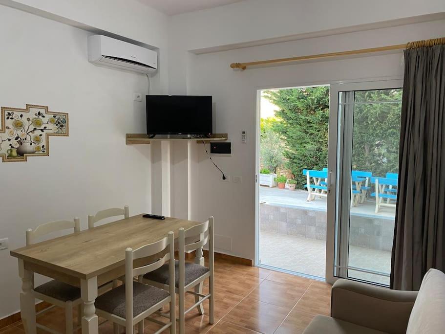 Guesthouse Xhimi Ksamil Kültér fotó